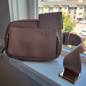 Ayla & Co Brown Crossbody Bag